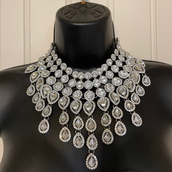Othr Jewelry - ❤️❤️ necklace ❤️